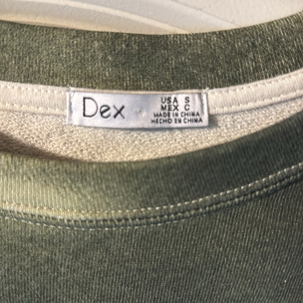 Dex Very Light Weight Top - Picture 3 of 4